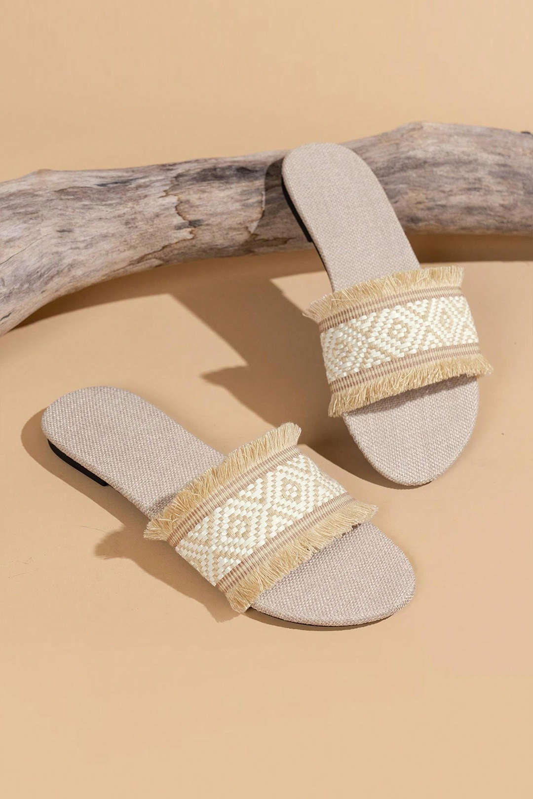 Fringed Weave Beach Slides Dreamardi