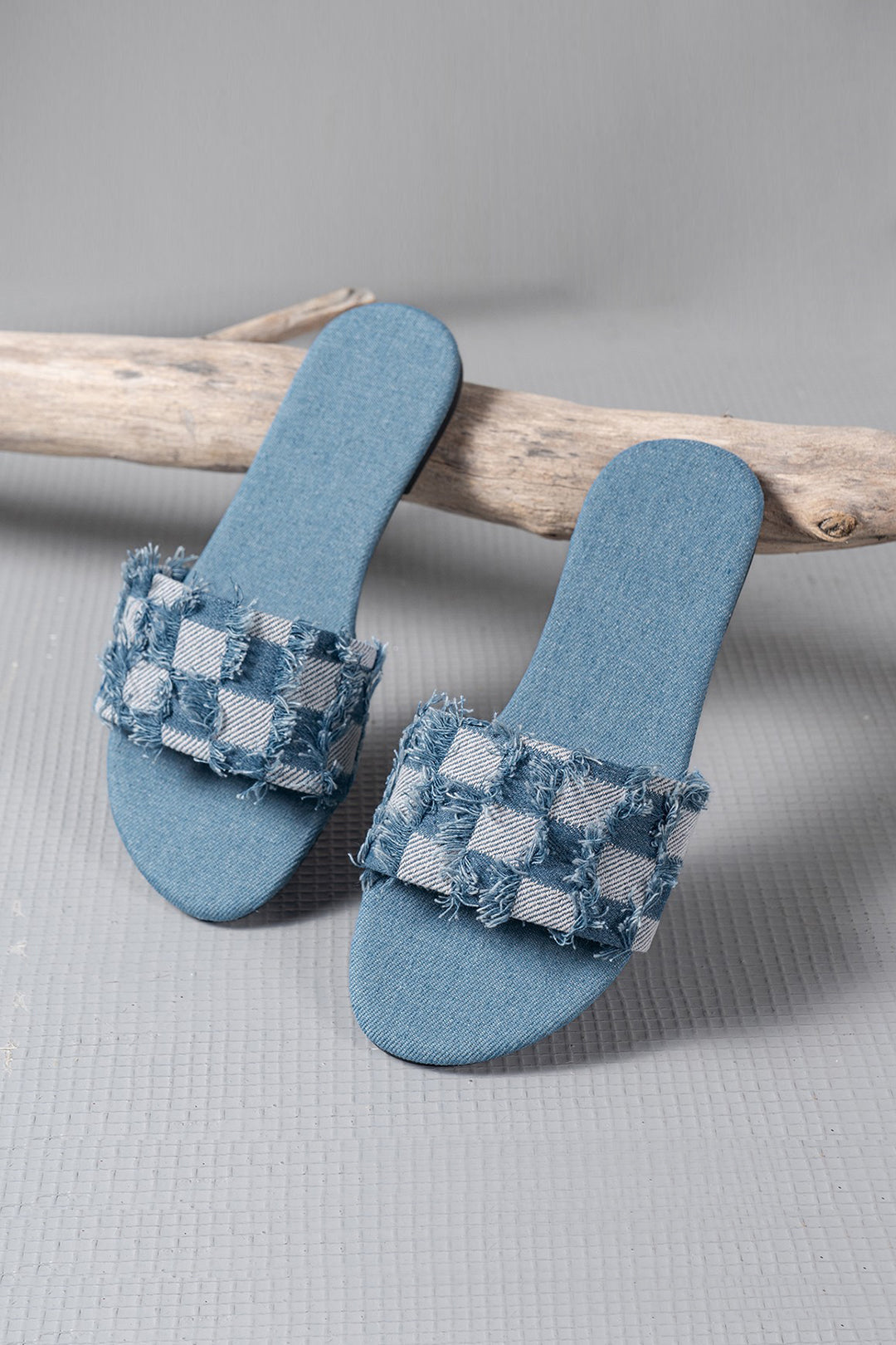Plaid Frayed Denim Slippers Dreamardi
