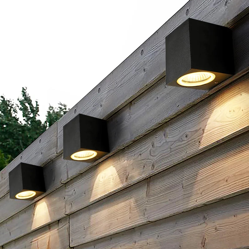 GlowEdge - Timeless Functional Outdoor Wall Lamp