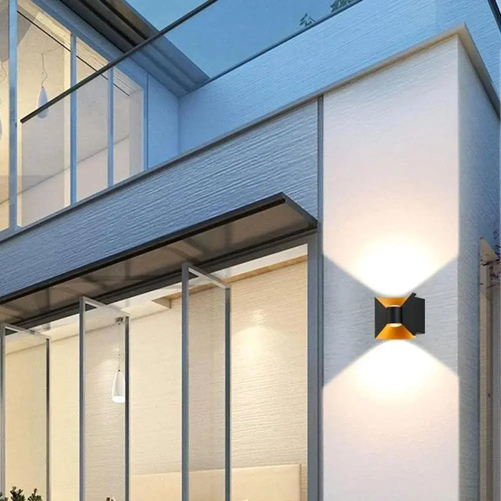 GeoGlow - Elegant Minimalist Wall Lamp