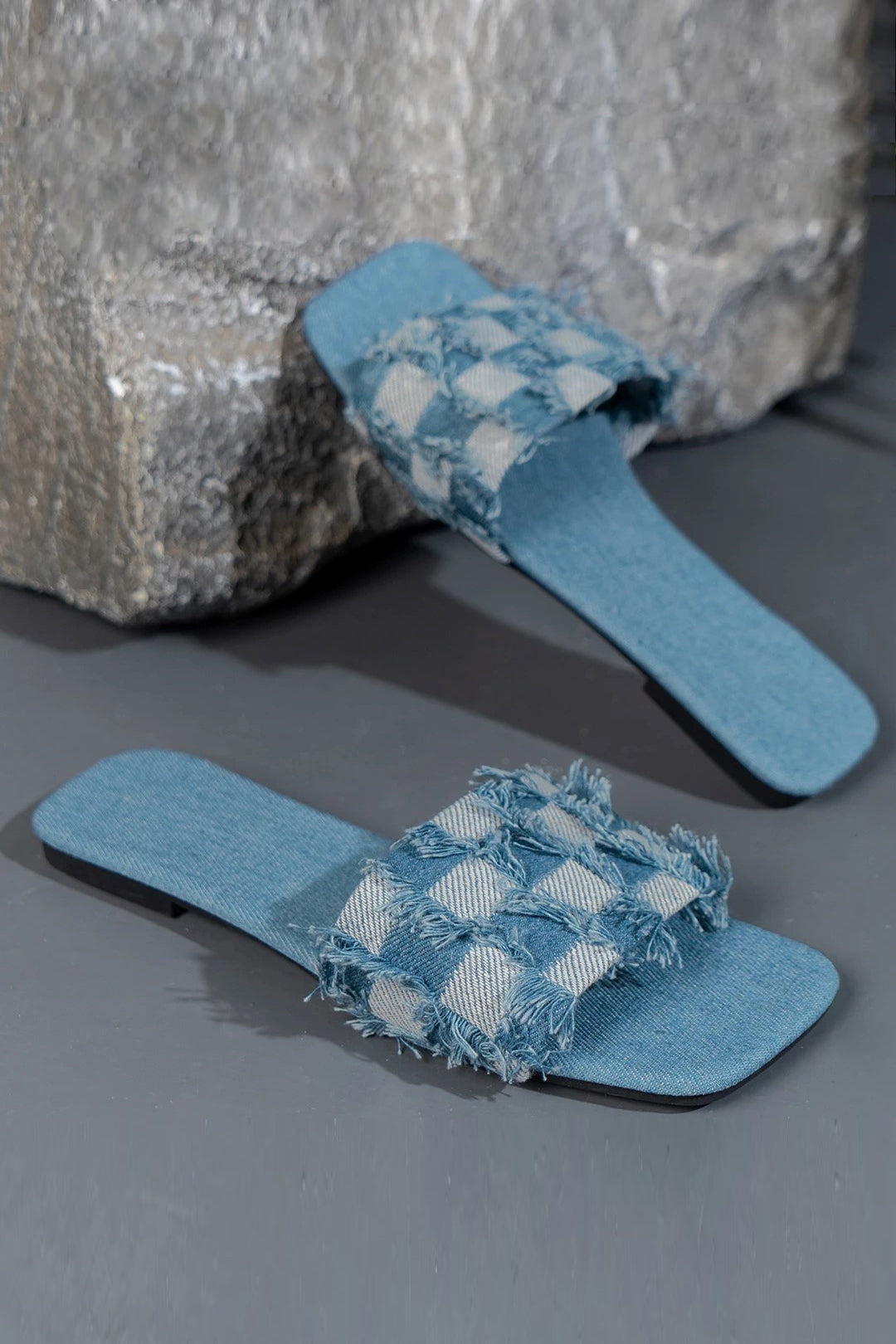 Plaid Frayed Denim Slippers Dreamardi