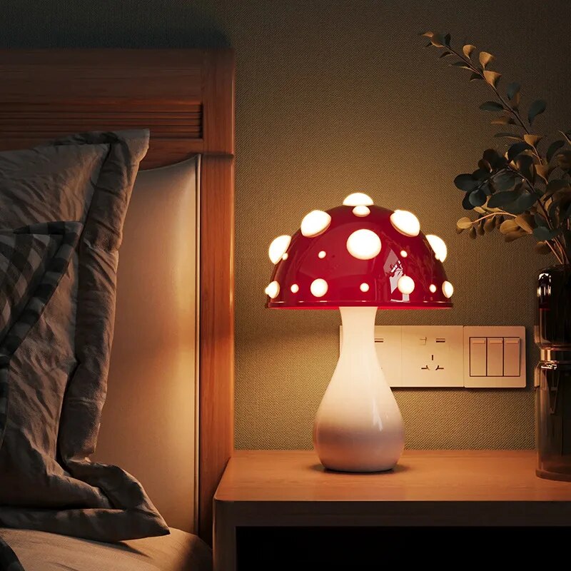 CapGlow - Modern LED Table Lamp