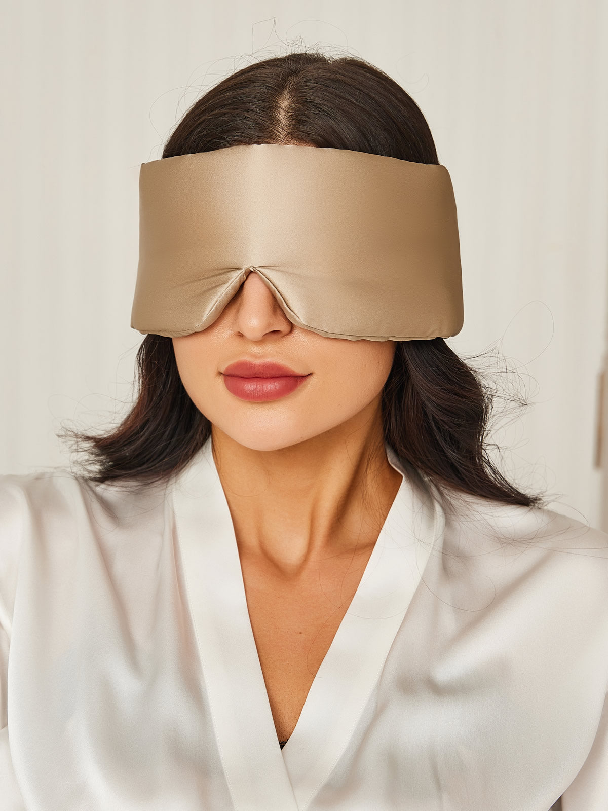 Vanya - Luxurious  Woman's Sleep Eye Mask Dreamardi