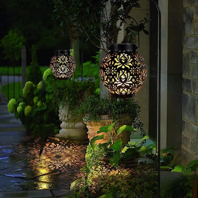 BloomLight - Powerful Outdoor Solar Energy Lamp