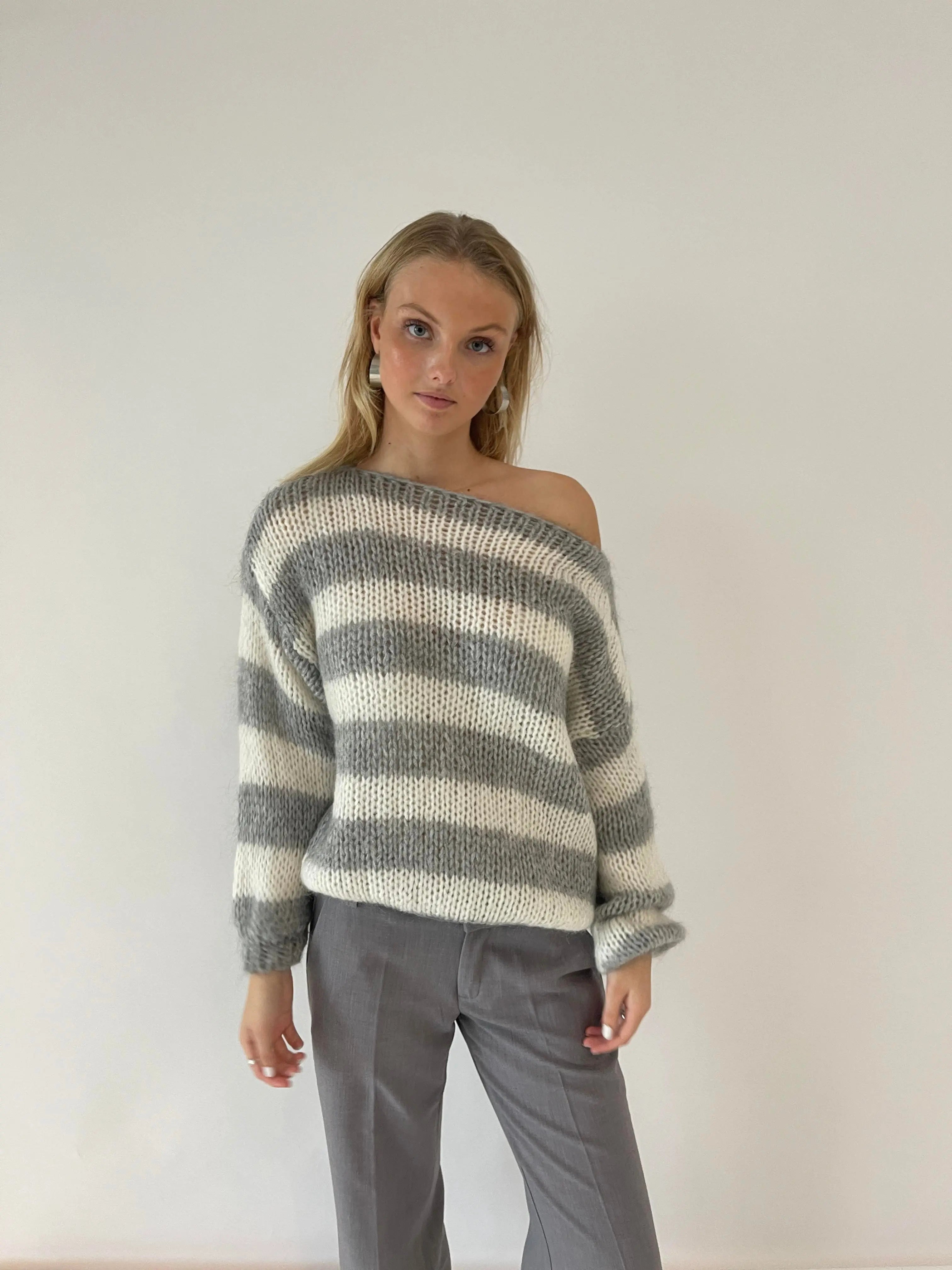 LIVY - Cozy Chic Knit Sweater for Effortless Style Dreamardi