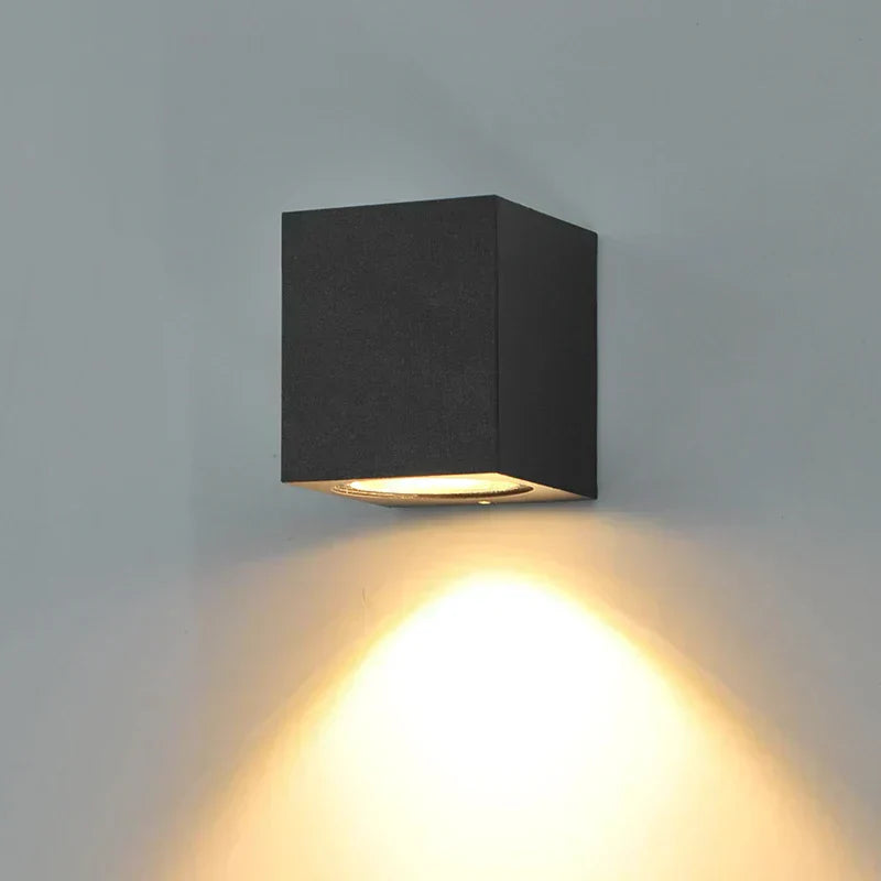 GlowEdge - Timeless Functional Outdoor Wall Lamp