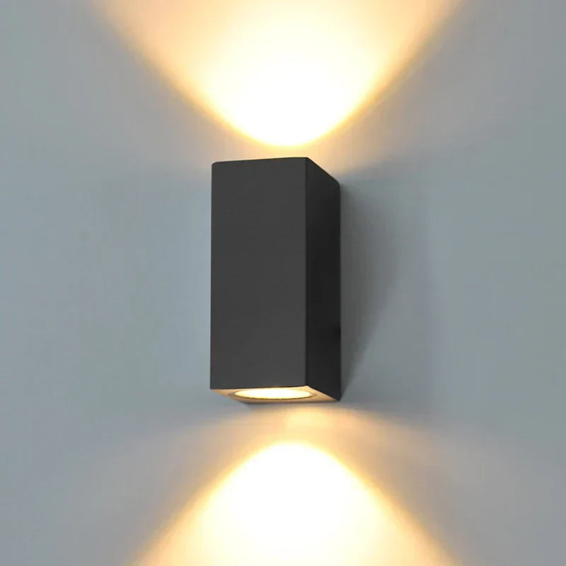 GlowEdge - Timeless Functional Outdoor Wall Lamp