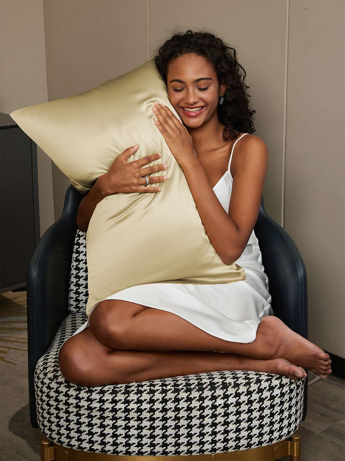 Smooth & Secure Closure Pillowcase Dreamardi