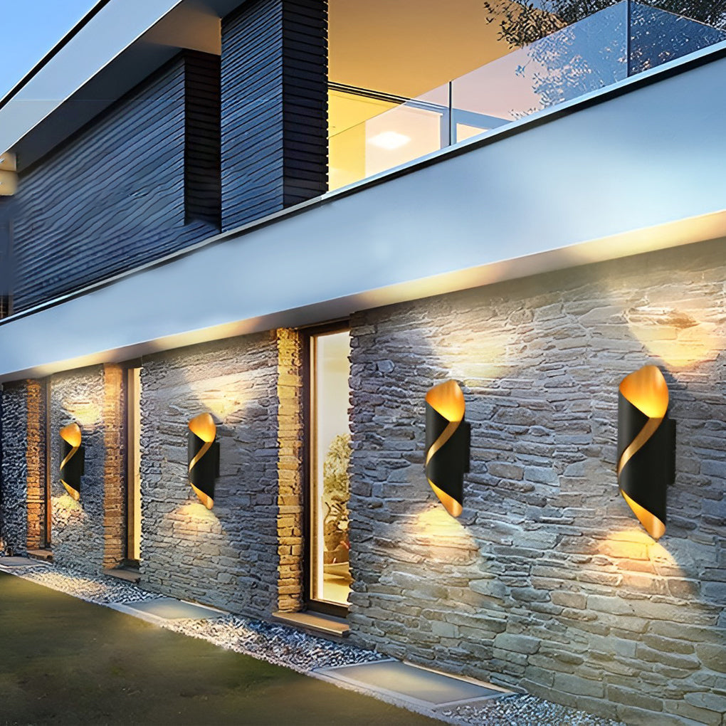 FlowGlow - Timeless Ambient Lighting Outdoor Wall Lamp