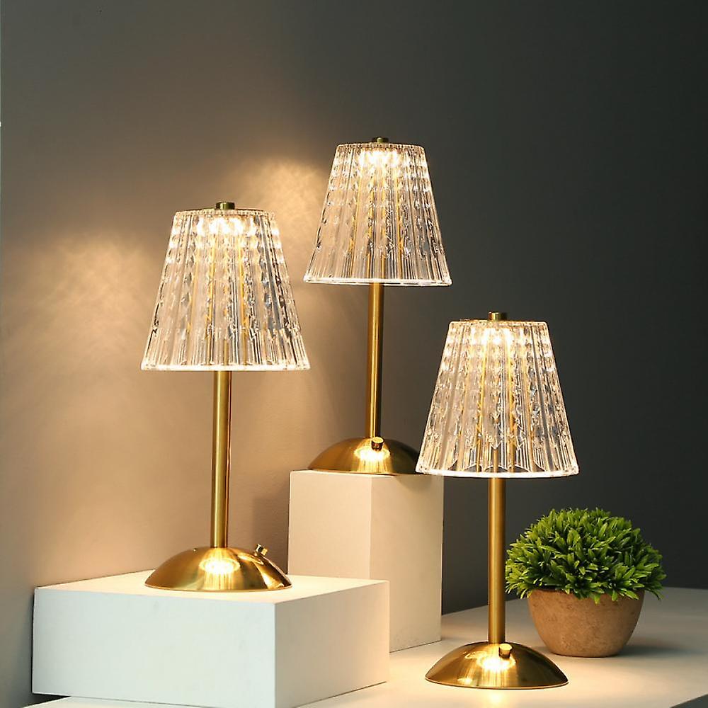 LuxeLyte - Timeless Golden Table Lamp