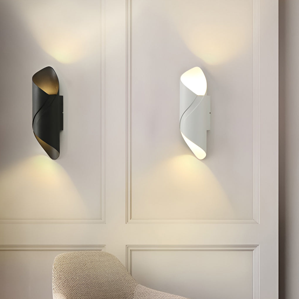 FlowGlow - Timeless Ambient Lighting Outdoor Wall Lamp