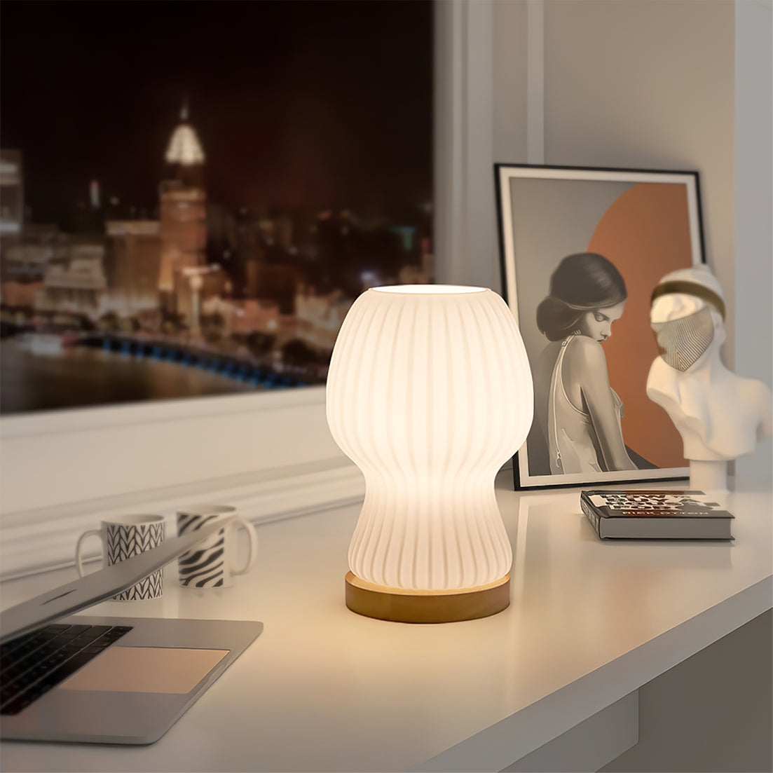 GlowForm - Unique Folded Glass Style Table Lamp