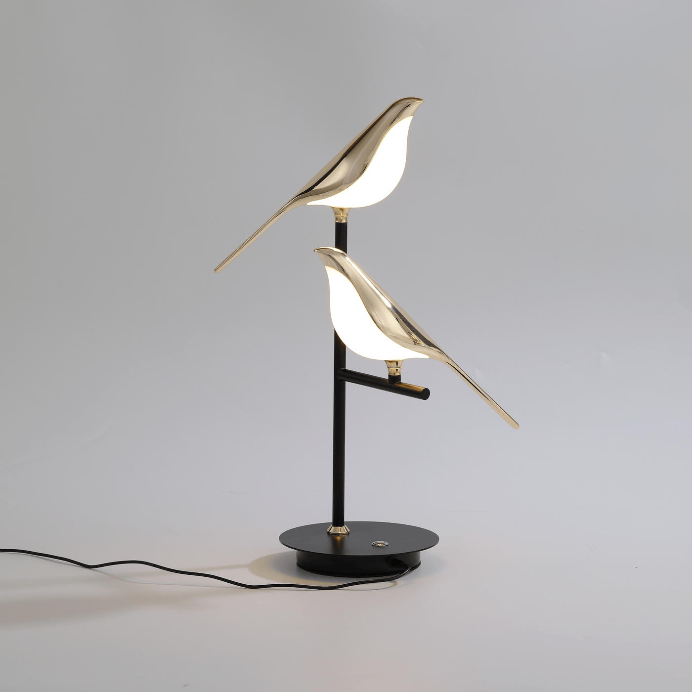 LumeBird - Compact LED Table Lighting