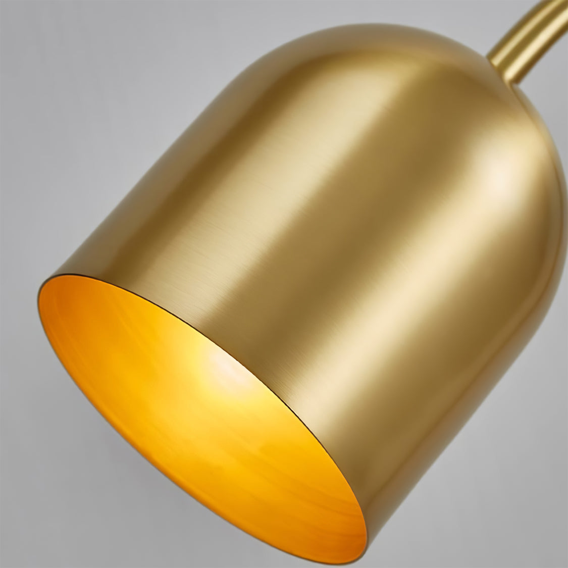 ShineArc - Modern Brass Detail Table Lamp