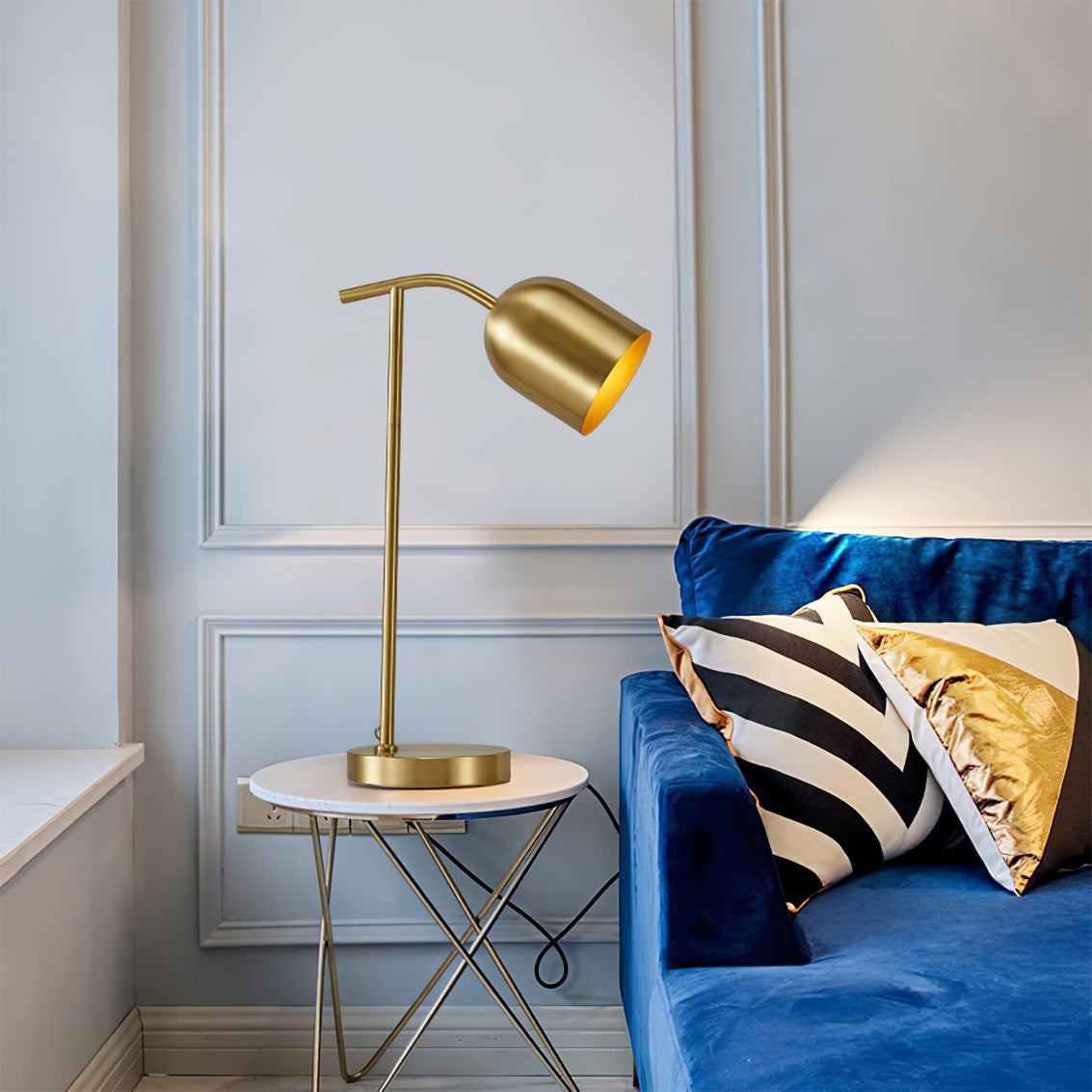 ShineArc - Modern Brass Detail Table Lamp