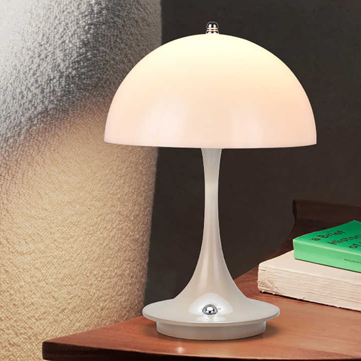 Lumeo - Modern Wireless Table Lamp