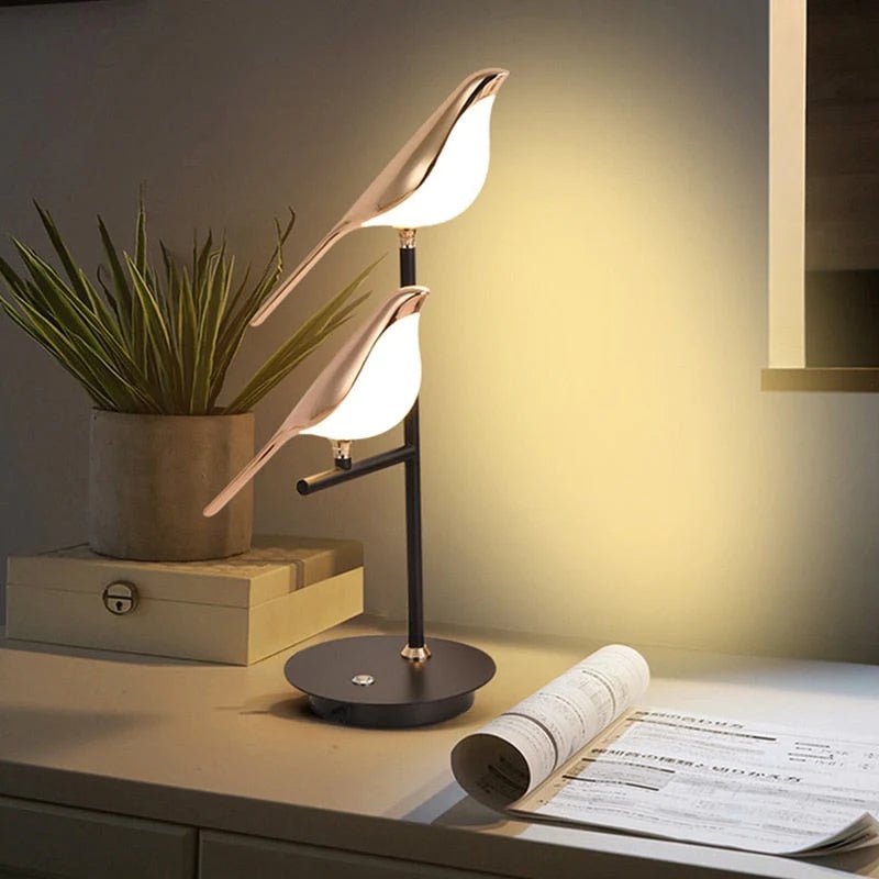 LumeBird - Compact LED Table Lighting