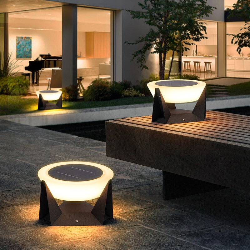 Solamp -Timeless Warm Lighting Solar Garden Lamp