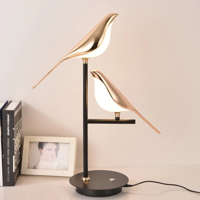 LumeBird - Compact LED Table Lighting