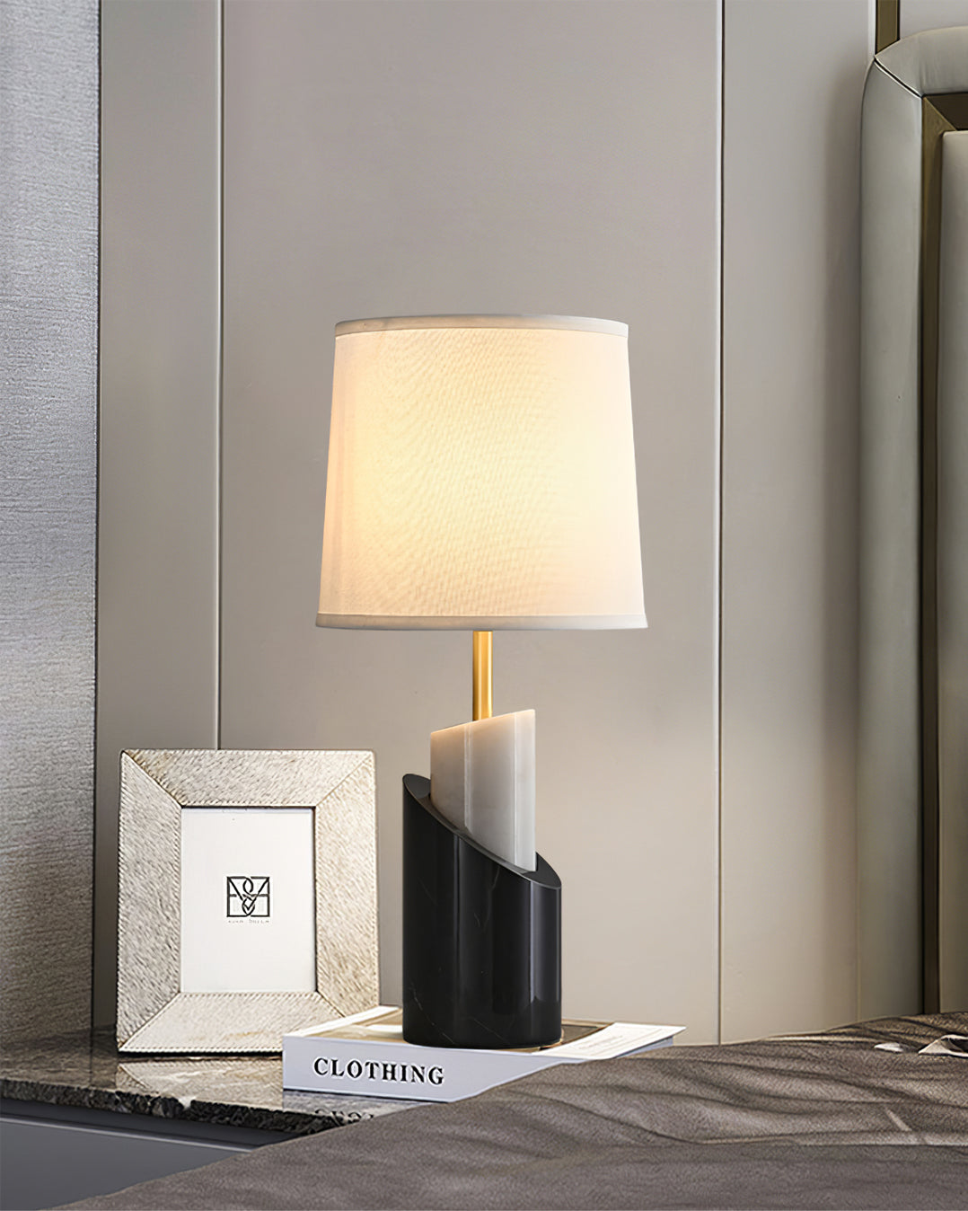 WallGlow - Stylish Brass Design Table Lamp