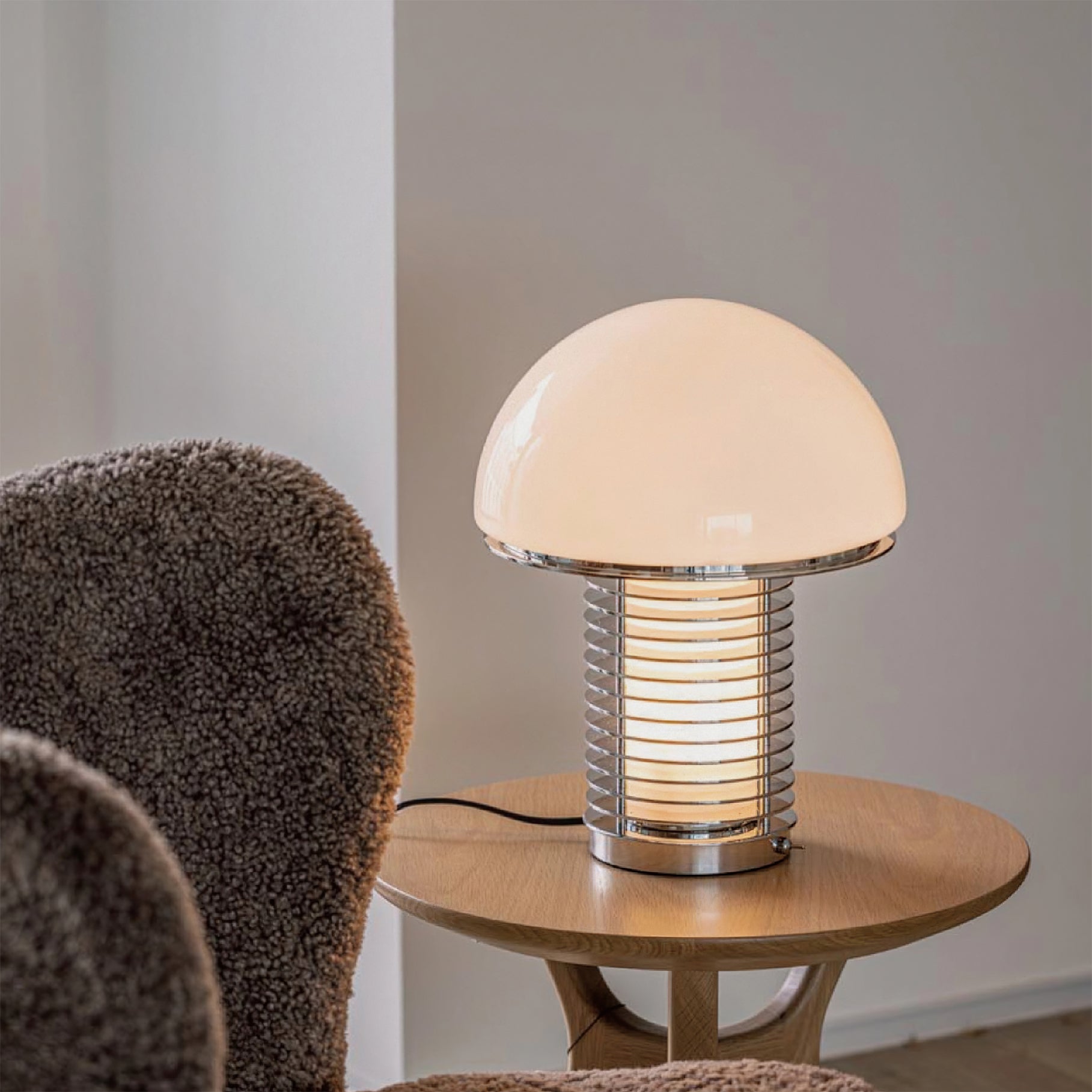 AuraDome - Gentle Radiance Minimalist Table Lamp