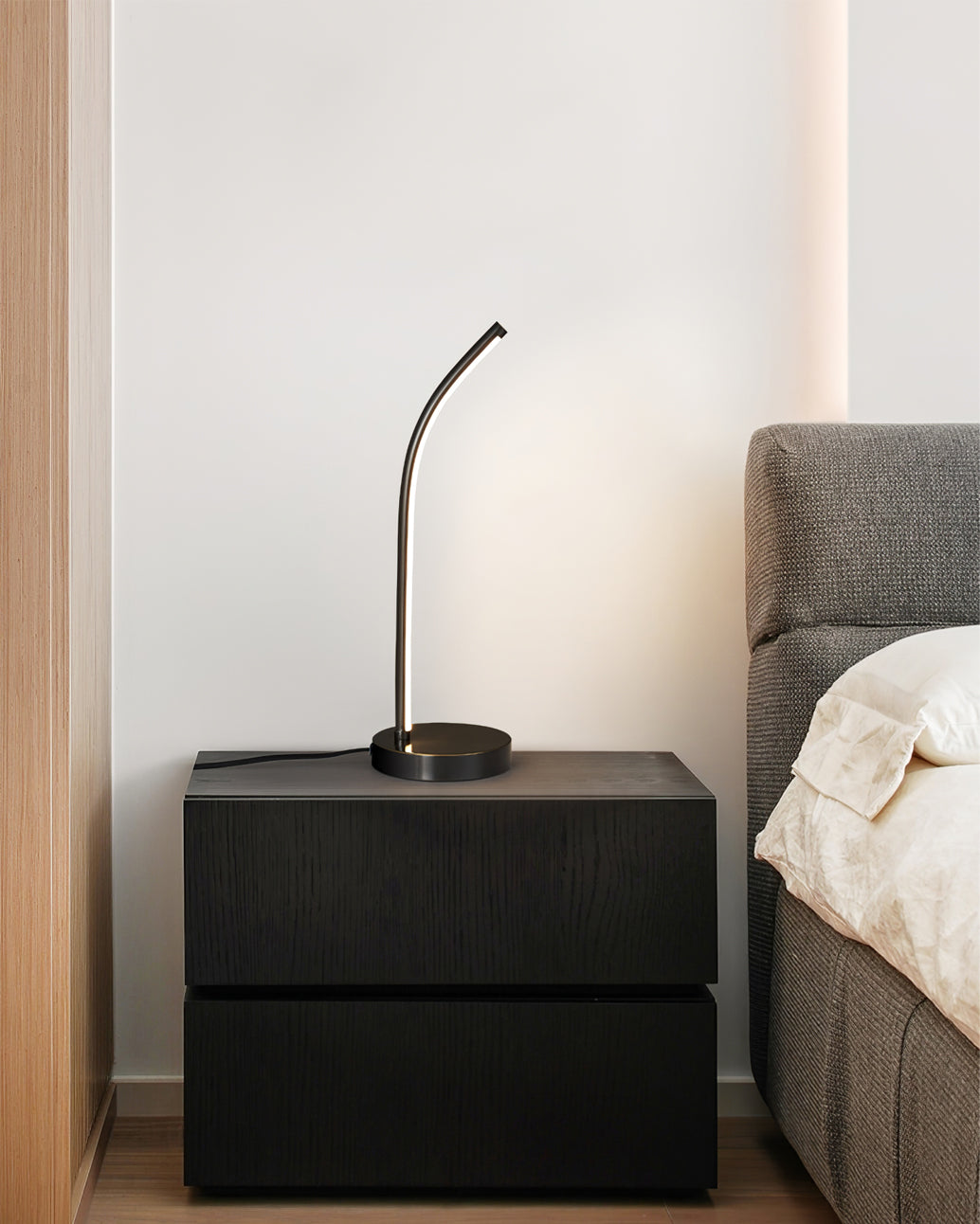 GoldBeam - Contemporary LED Style Table Lamp