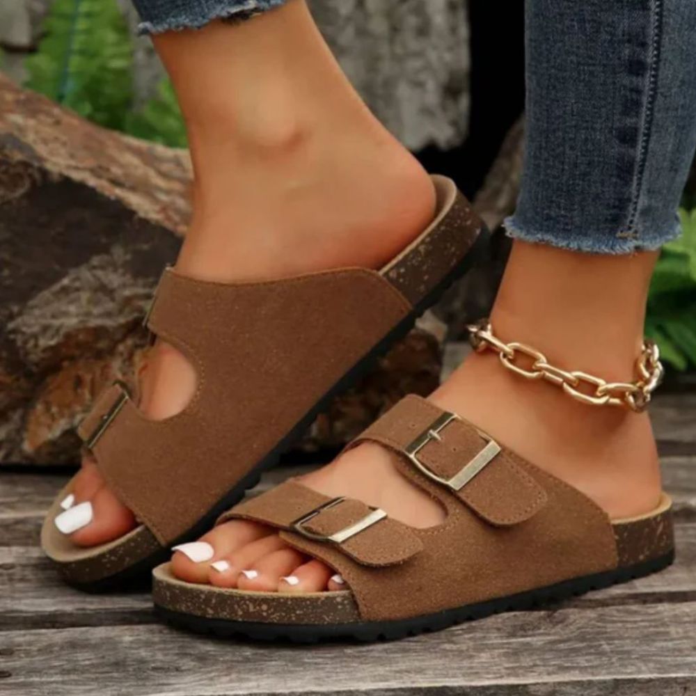 Queniva - Timeless Lightweight Style Woman's Sandals