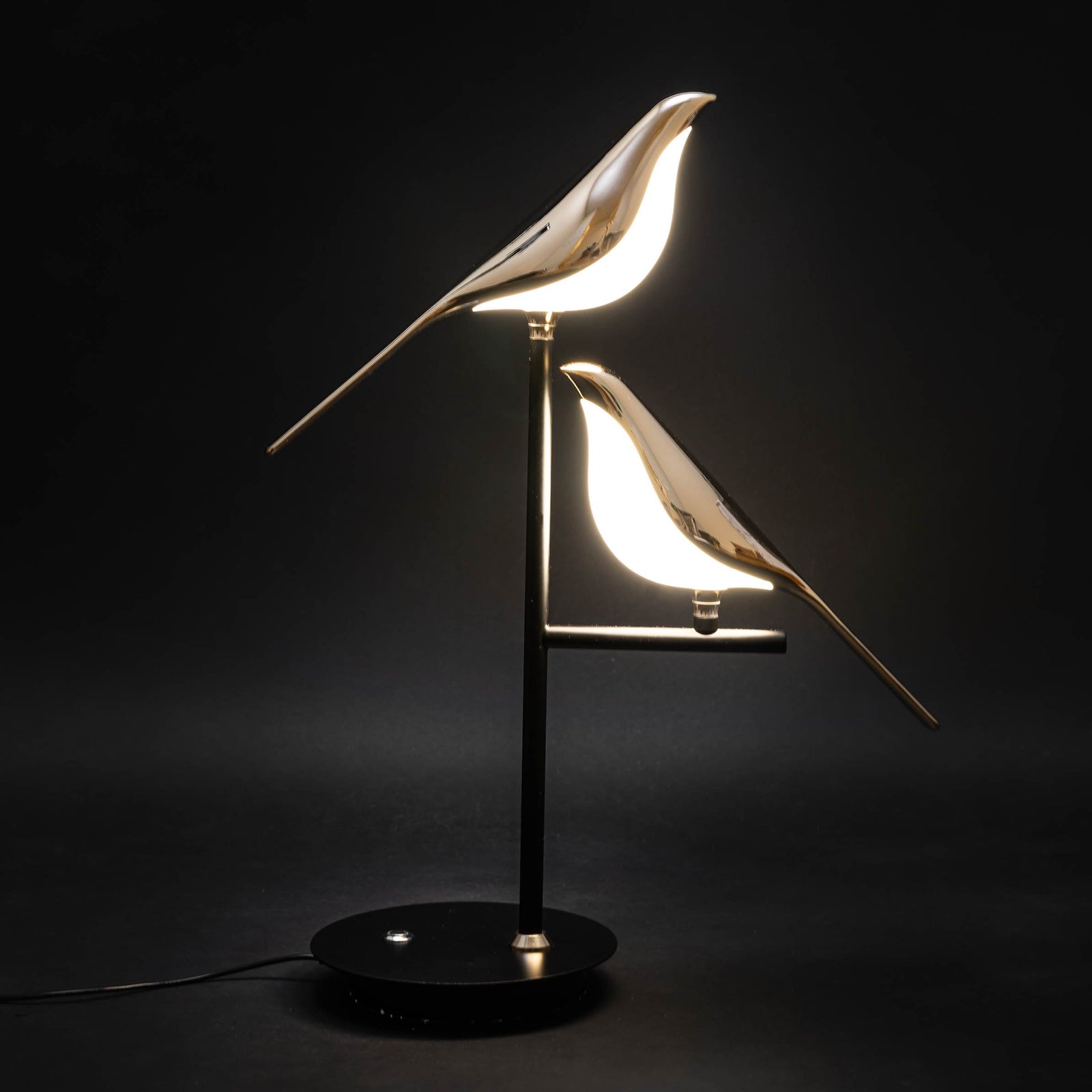 LumeBird - Compact LED Table Lighting