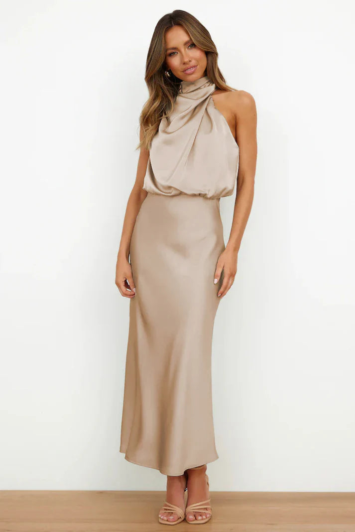 Hespera - Timeless Lustrous Shine Woman's Maxi Dress