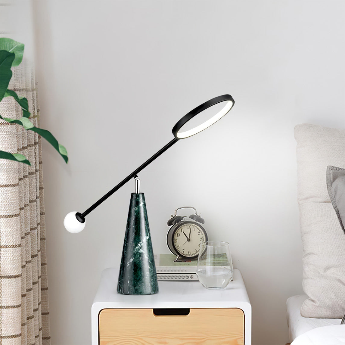 FlexGlow - Minimalist Geometric Look Table Lamp