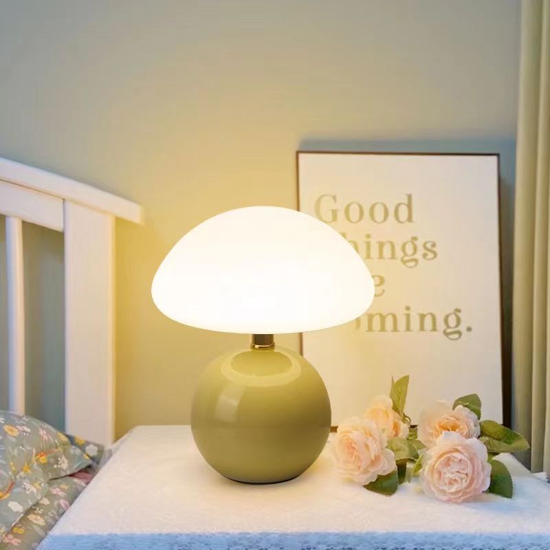 GlowPod - Timeless French Elegance Table Lamp