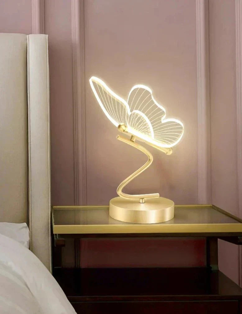 FlyLux - Elegant Butterfly Motif Table Lamp