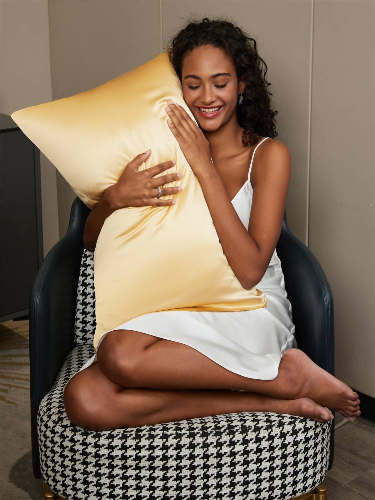 Smooth & Secure Closure Pillowcase Dreamardi