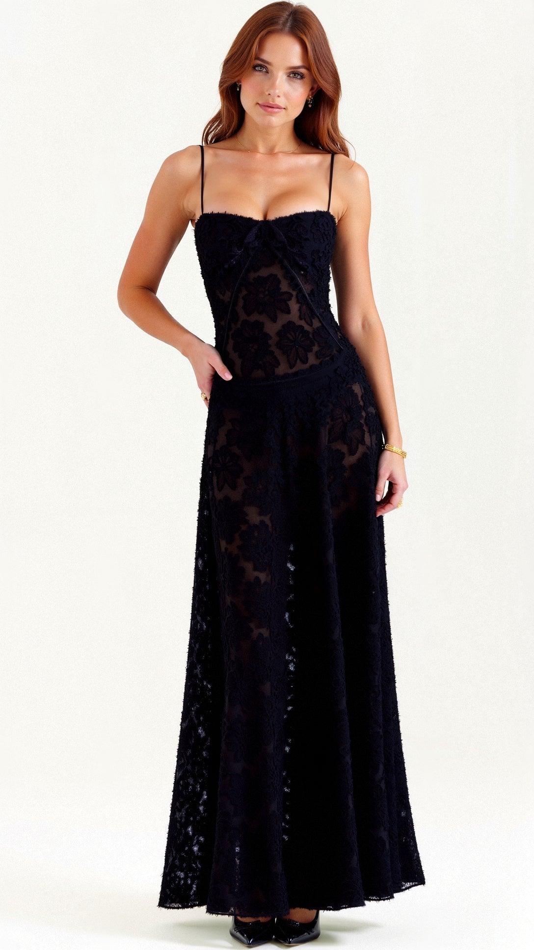 Theda - Charming Lace Back Woman's Maxi Dress