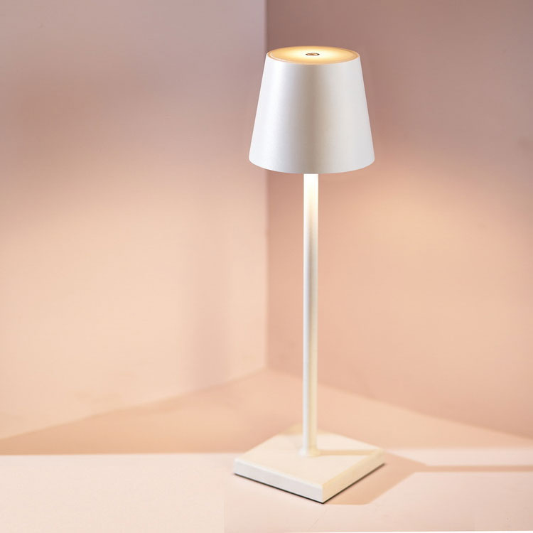 GlowBar – Elegant Rechargeable Table Lamp